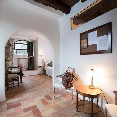 Torre Di Badia Bed & Breakfast Badia A Passigano Bagian luar foto
