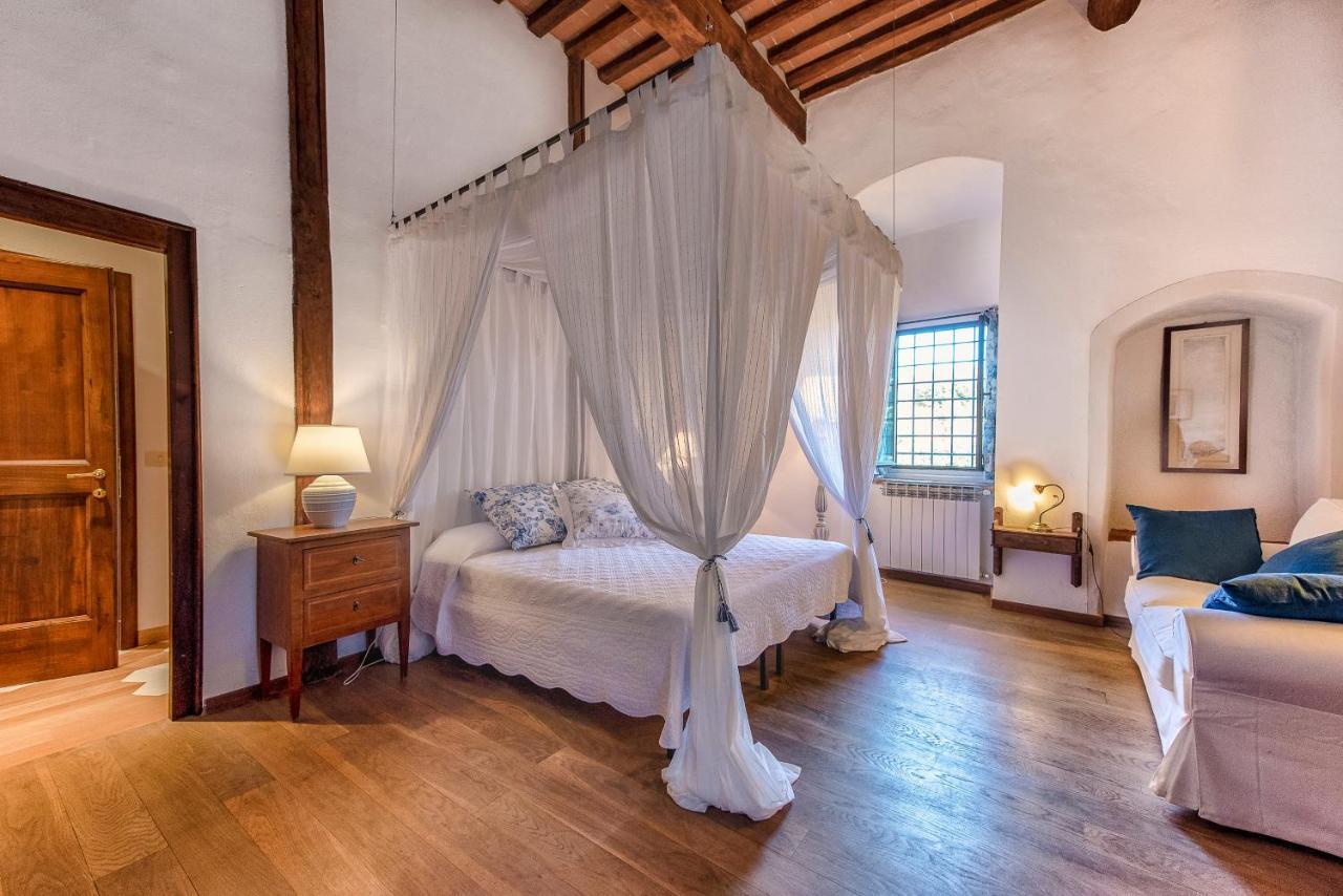 Torre Di Badia Bed & Breakfast Badia A Passigano Bagian luar foto