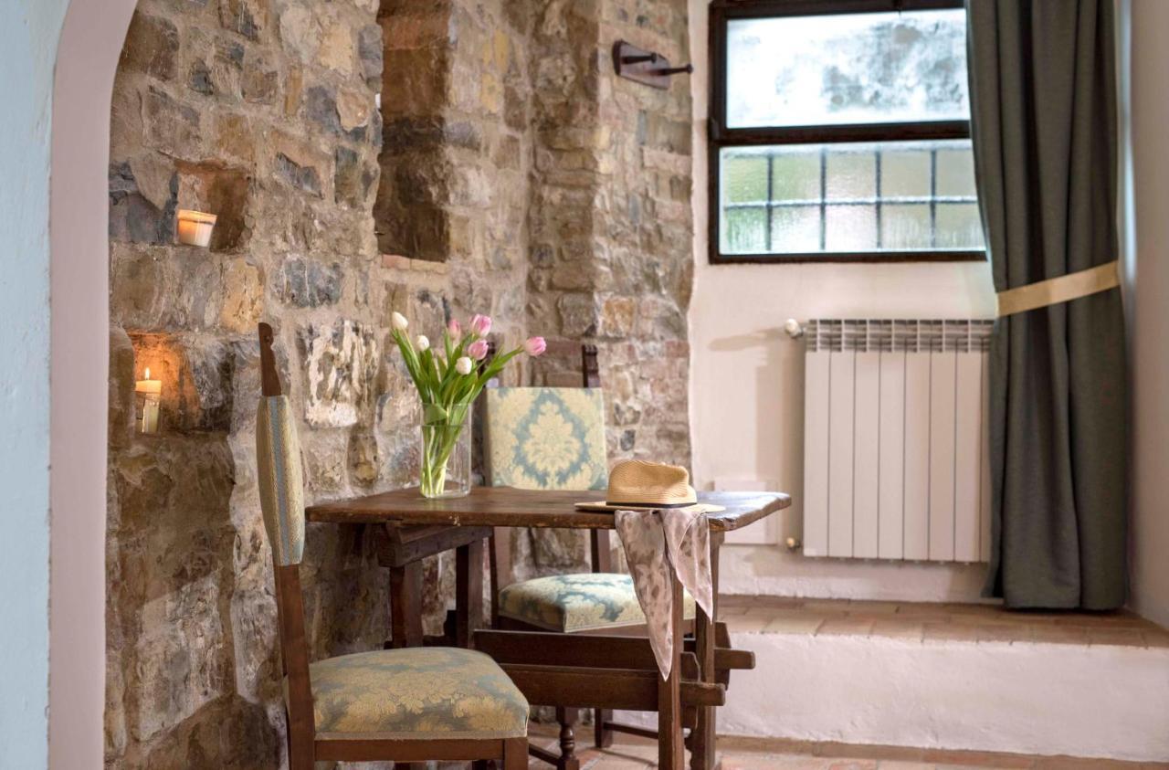 Torre Di Badia Bed & Breakfast Badia A Passigano Bagian luar foto